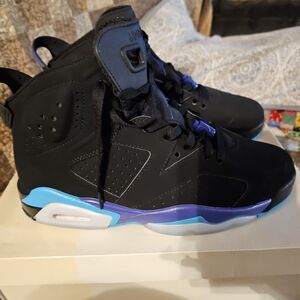 Jordan Athletic Shoes Black and Blue